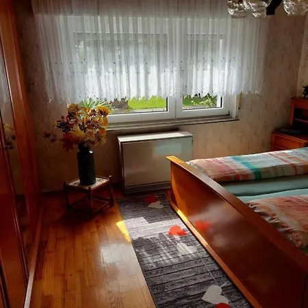 Appartement Urige Gemuetliche 64 M2 In Dielheim, Naehe Heidelberg *